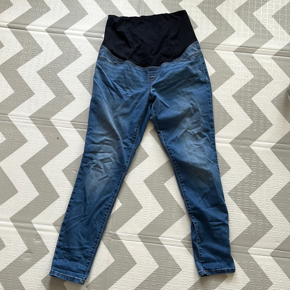 Maternity jeggings